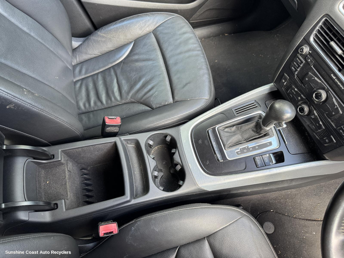 2011 Audi Q5 Console