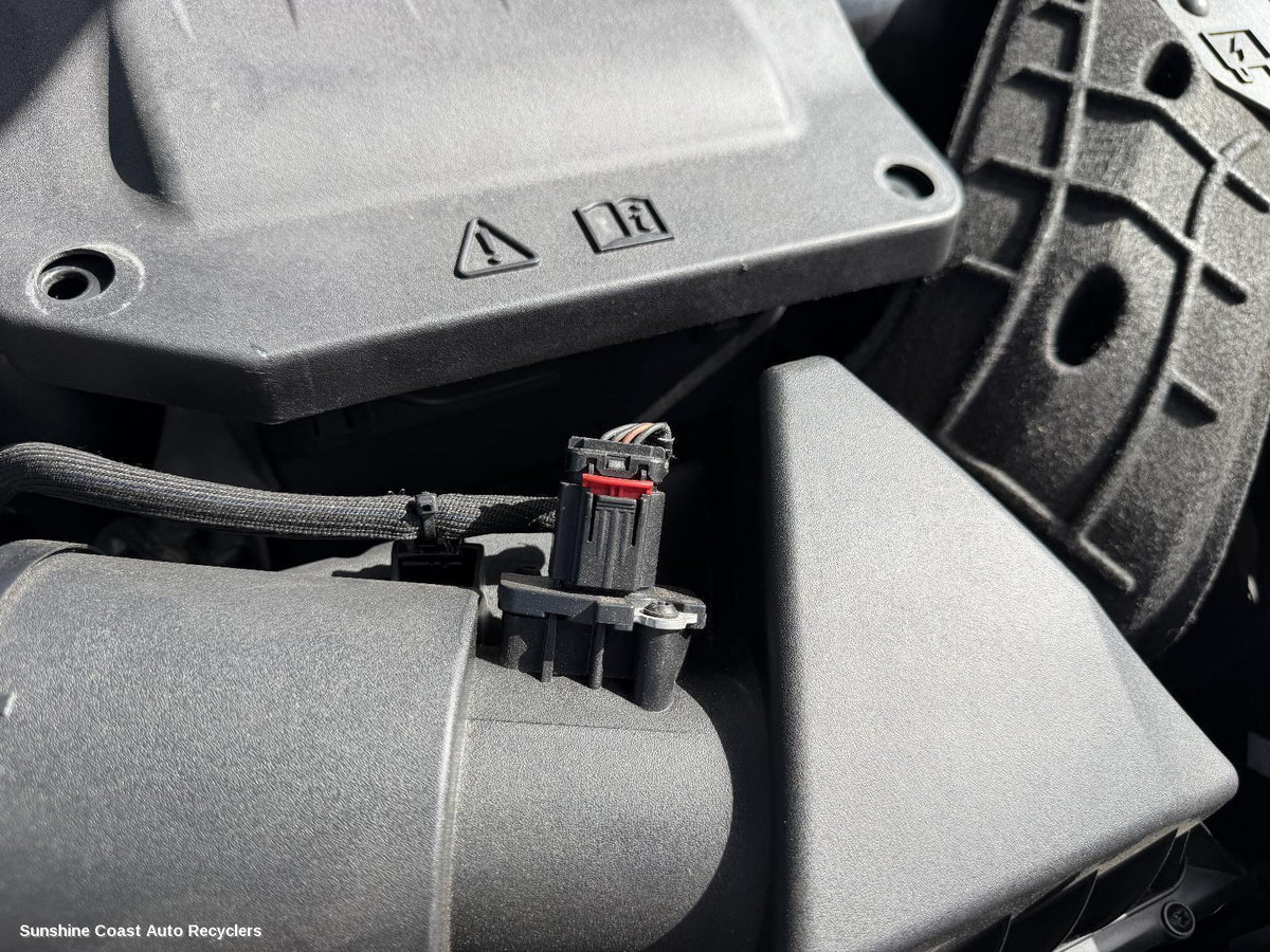 2011-2019 Land Rover Rangerover Evoque Air Flow Meter