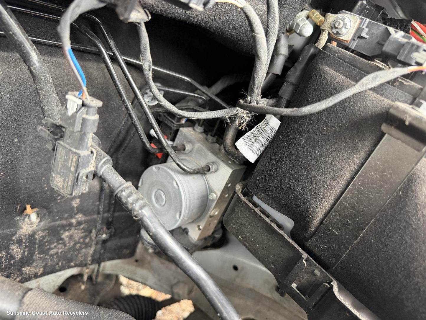 2024-2025 Volkswagen T-cross Abs Pump Modulator