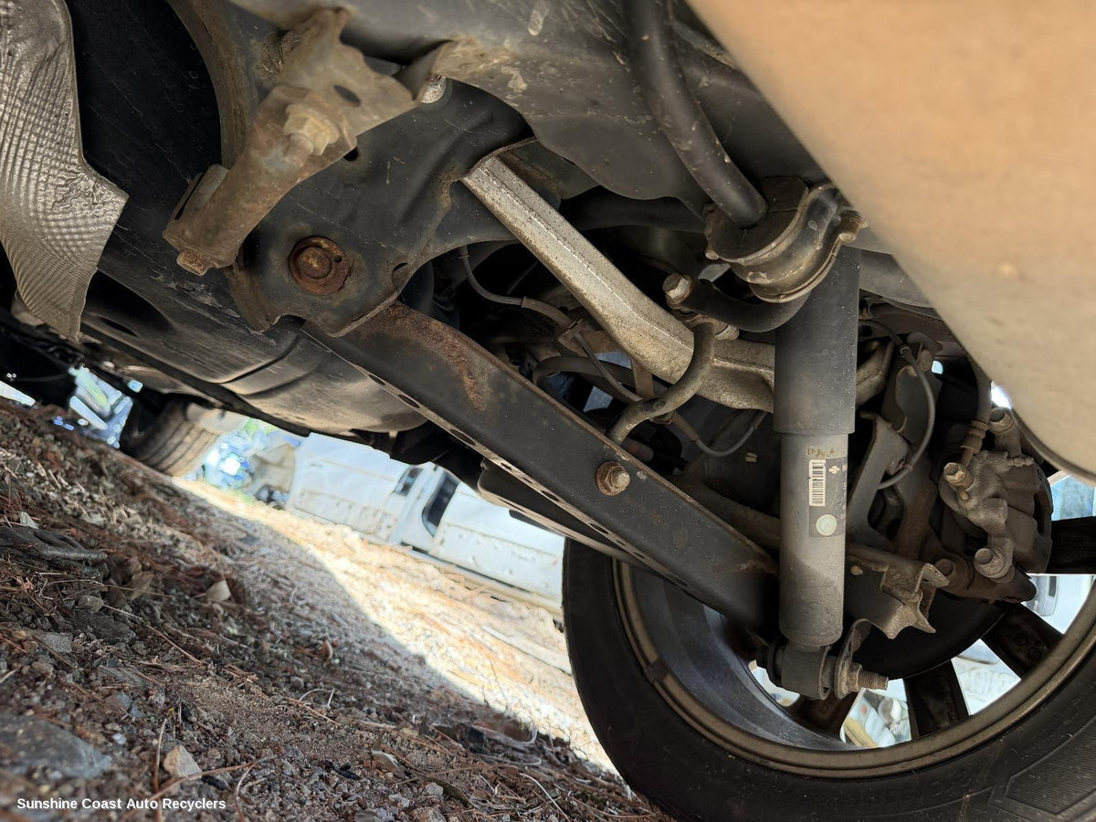 2007-2014 Nissan Dualis Right Rear Trailing Arm