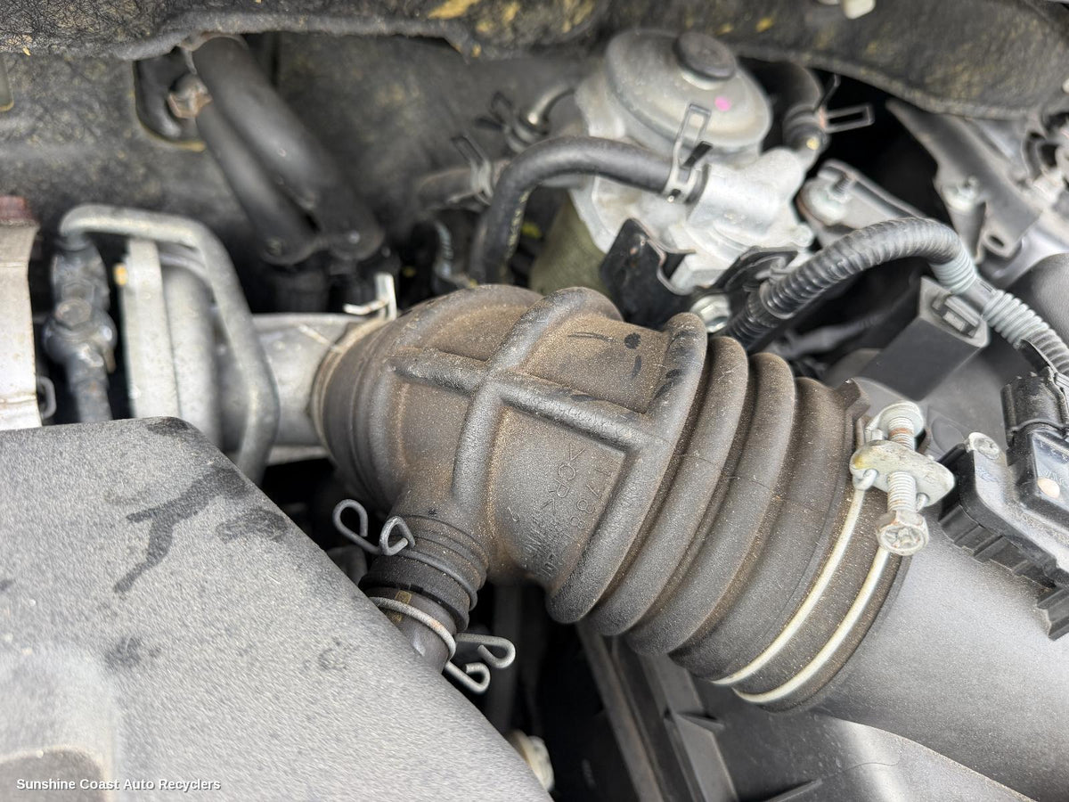 2012-2018 Toyota Rav4 Air Cleaner Duct Hos