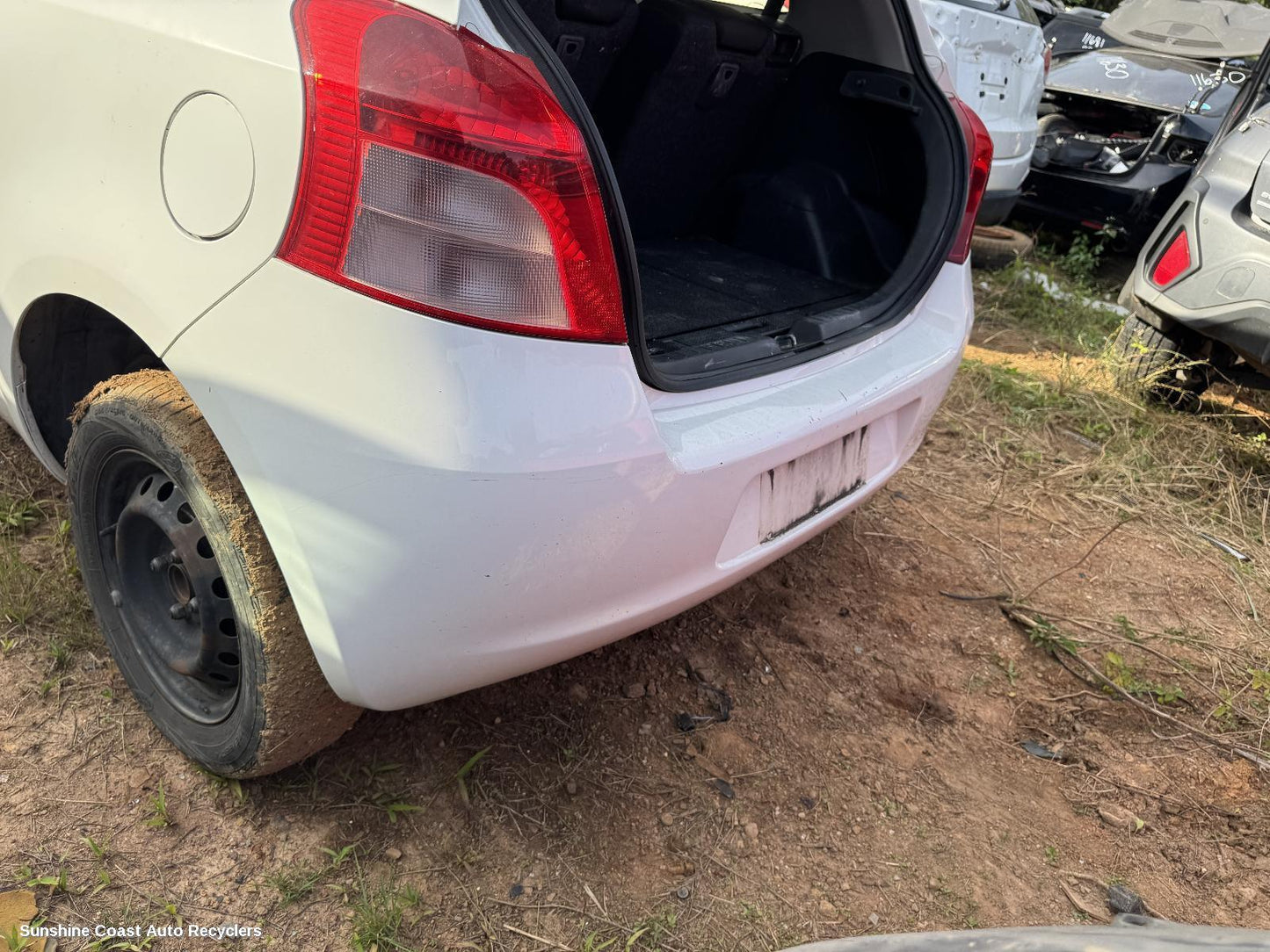 2006 Toyota Yaris Rear Bumper