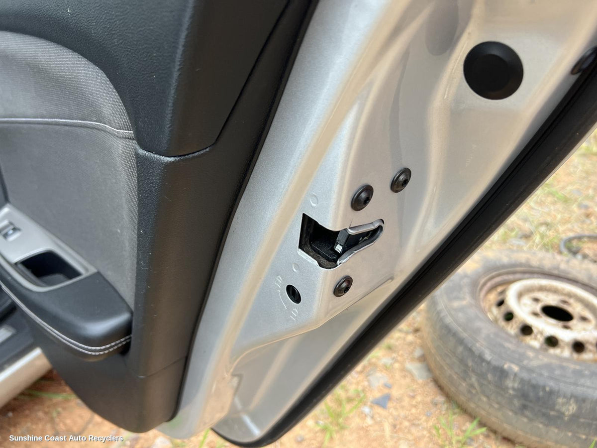 2013-2017 Holden Commodore Door Boot Gate Lock