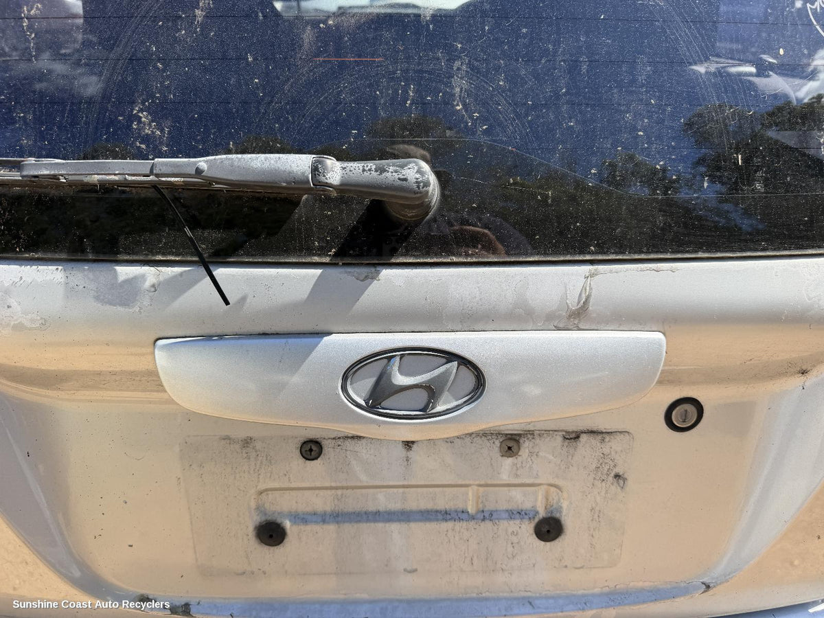 2002-2005 Hyundai Getz Rear Garnish