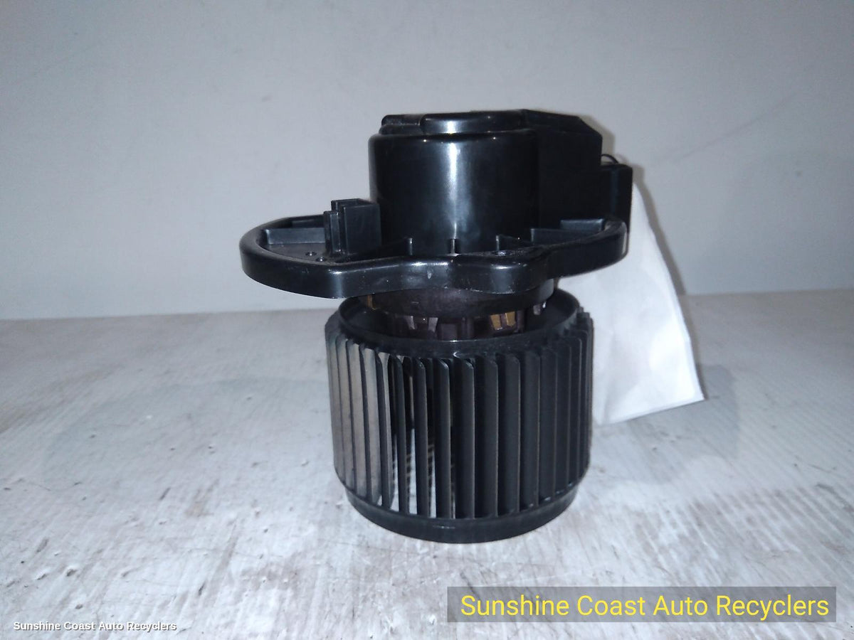 2016-2023 Mazda Cx9 Heater Fan Motor