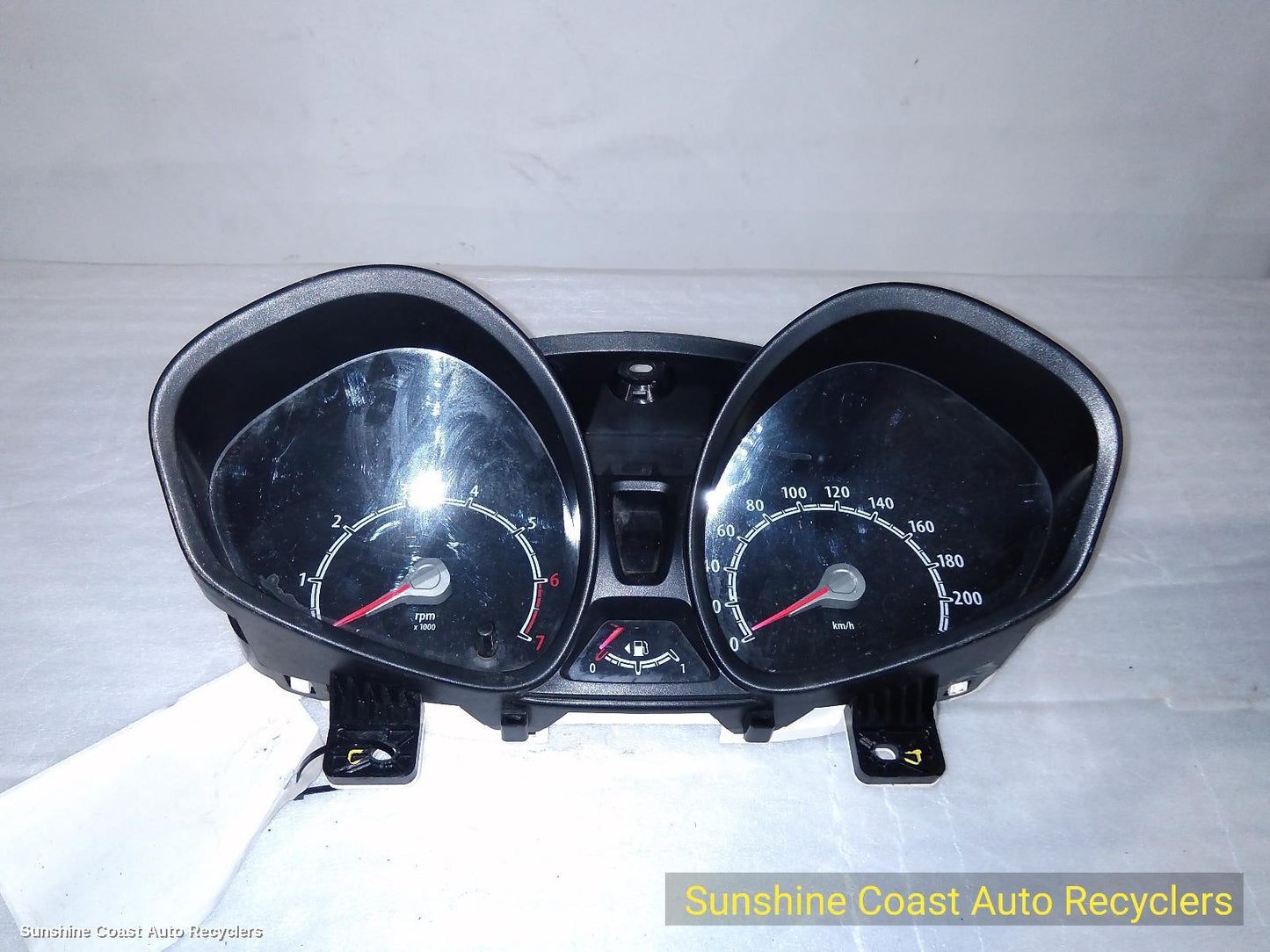 2011 Ford Fiesta Instrument Cluster
