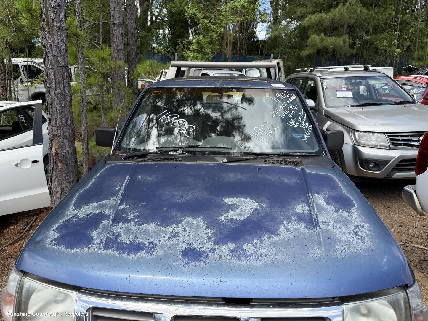 2001 Nissan Navara Bonnet