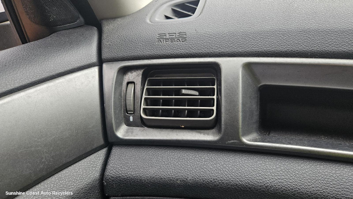 2009-2014 Subaru Liberty Misc