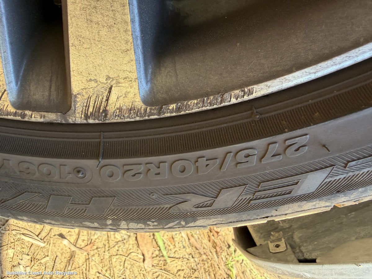 2006-2013 Bmw X5 Tyre