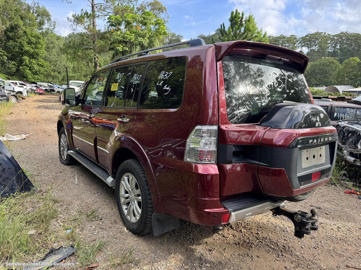2014-2021 Mitsubishi Pajero Bootlid Tailgate