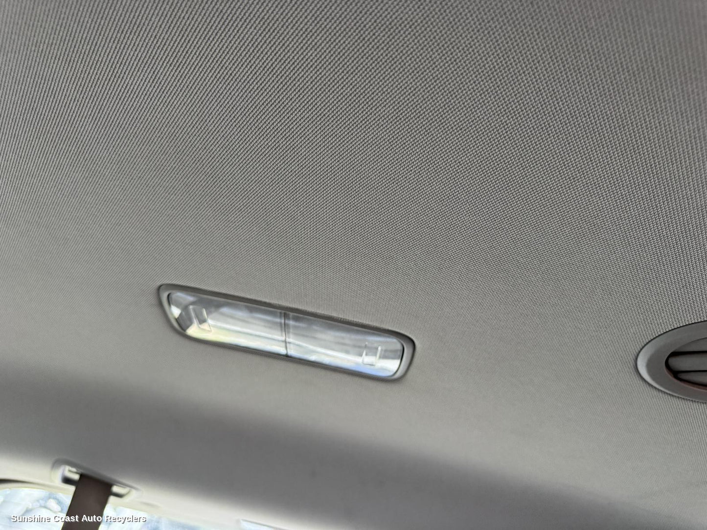 2015 Kia Carnival/grand Carnival Courtesy Light