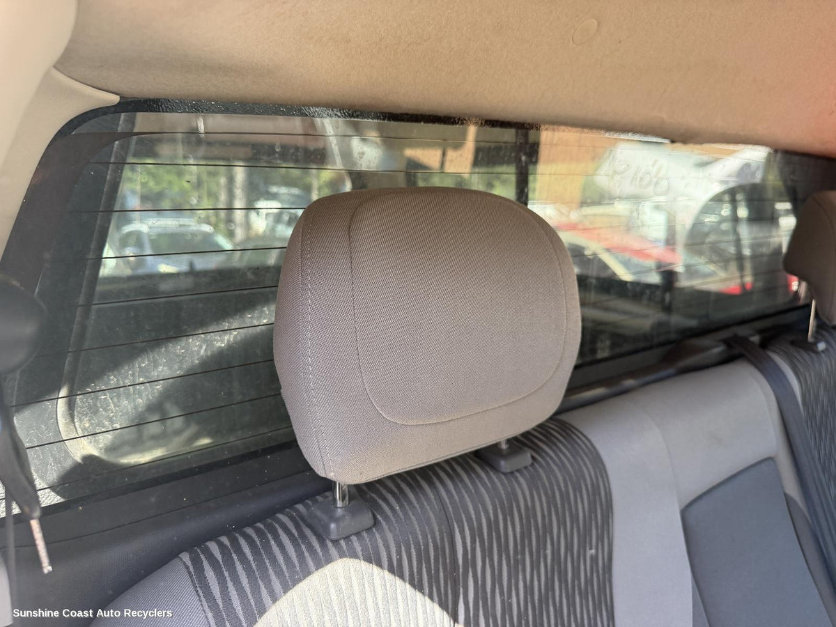 2012-2016 Holden Colorado Headrest