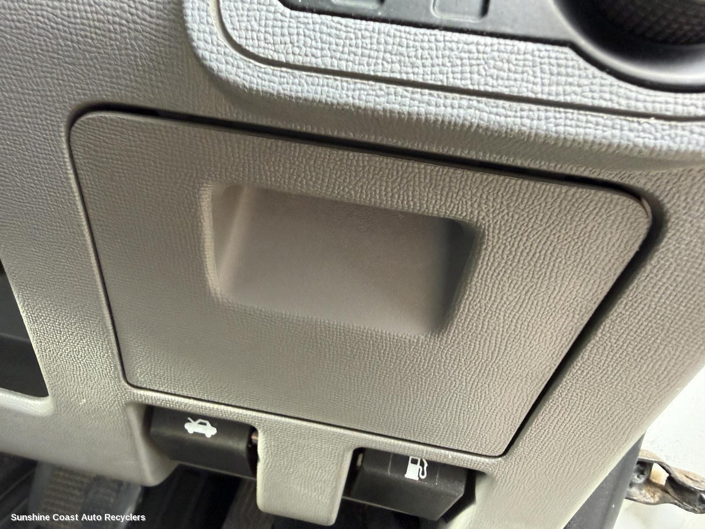 2012-2020 Holden Colorado Glove Box
