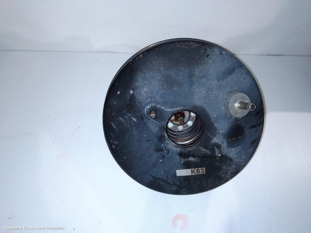 2005-2016 Toyota Yaris Brake Booster