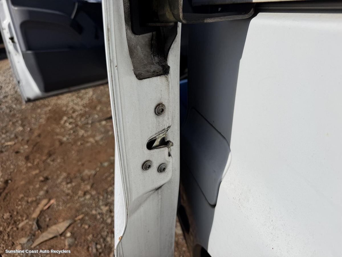 1998-2004 Mercedes Vito Door Boot Gate Lock