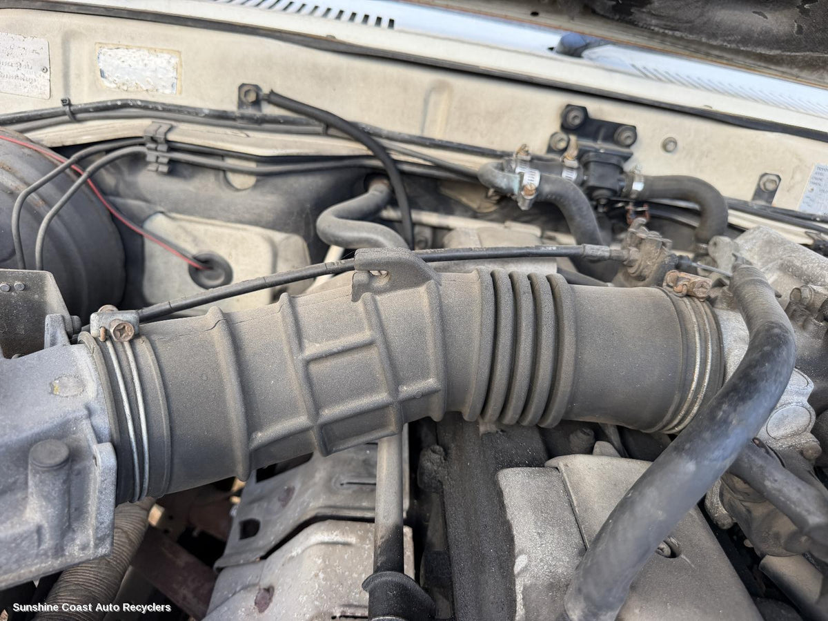 1990-1998 Toyota Landcruiser Air Cleaner Duct Hos
