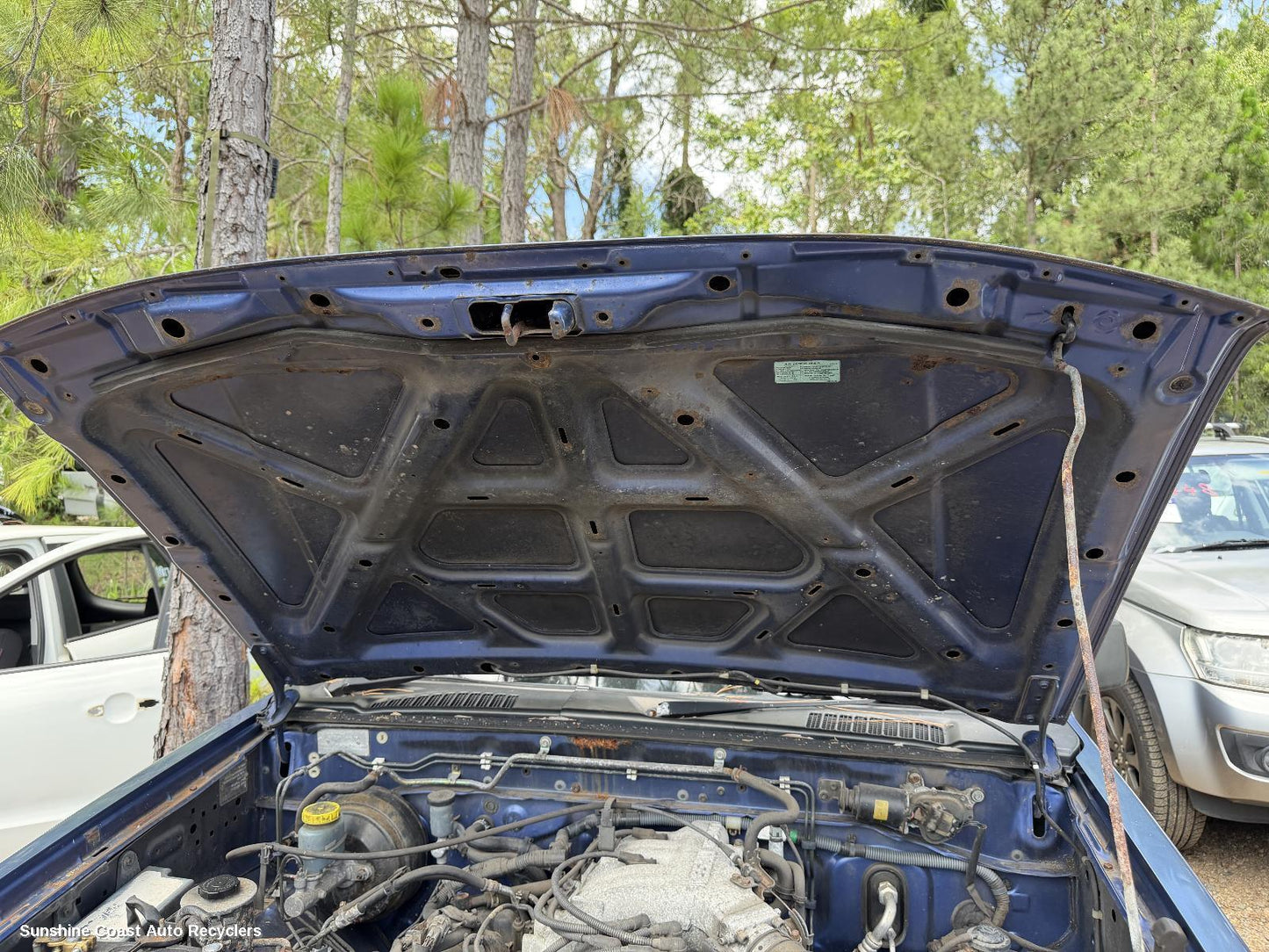 2001 Nissan Navara Plenum Chamber