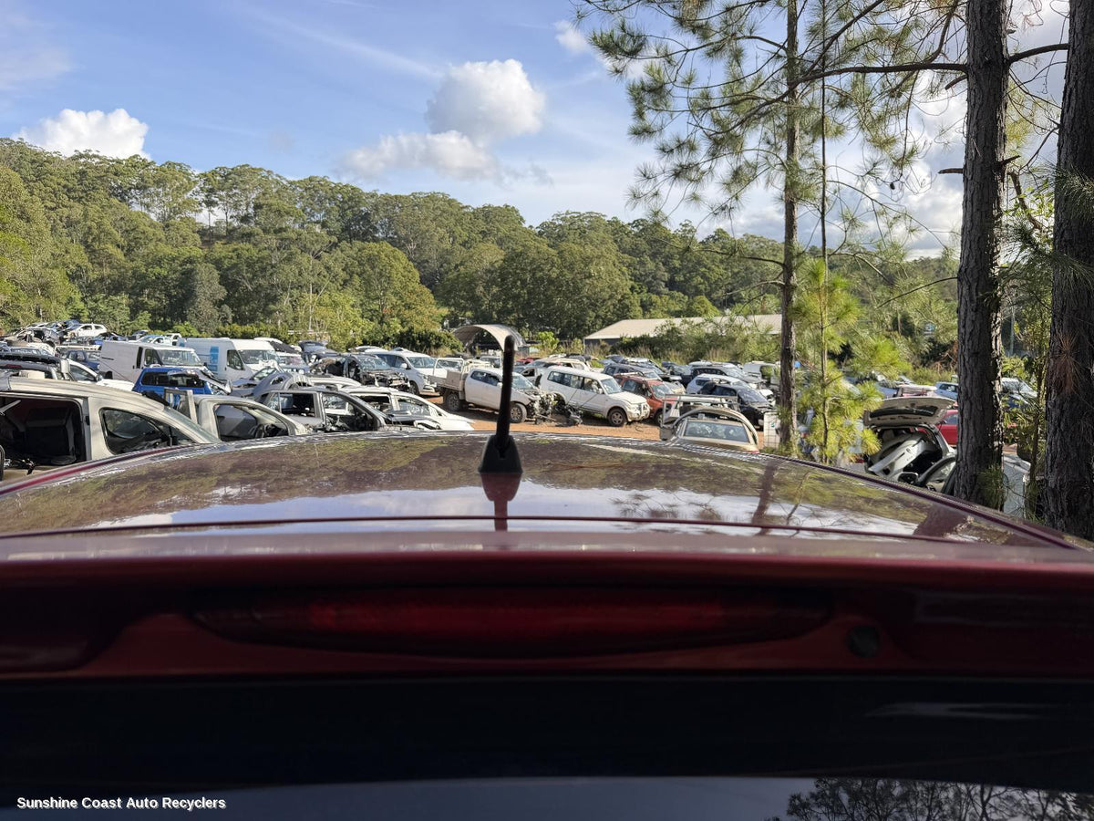 2013-2016 Nissan Pulsar Antenna