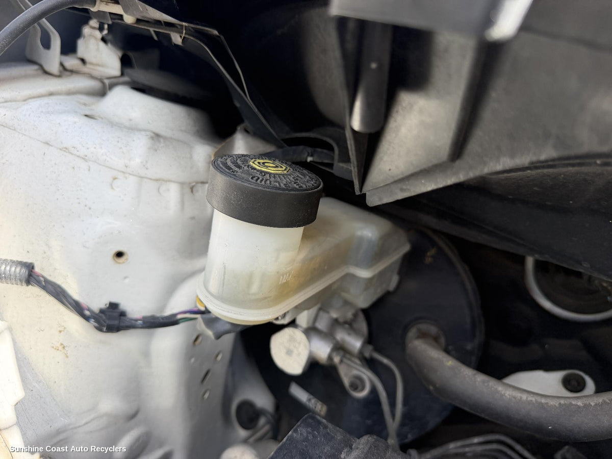 2005-2016 Toyota Yaris Brake Booster
