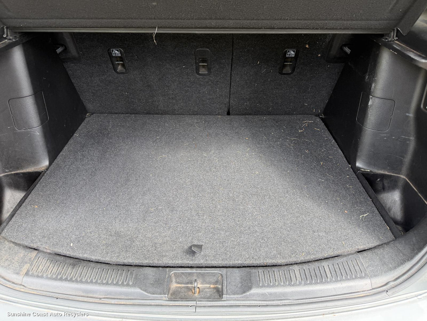 2014 Suzuki S-cross Floor Mats