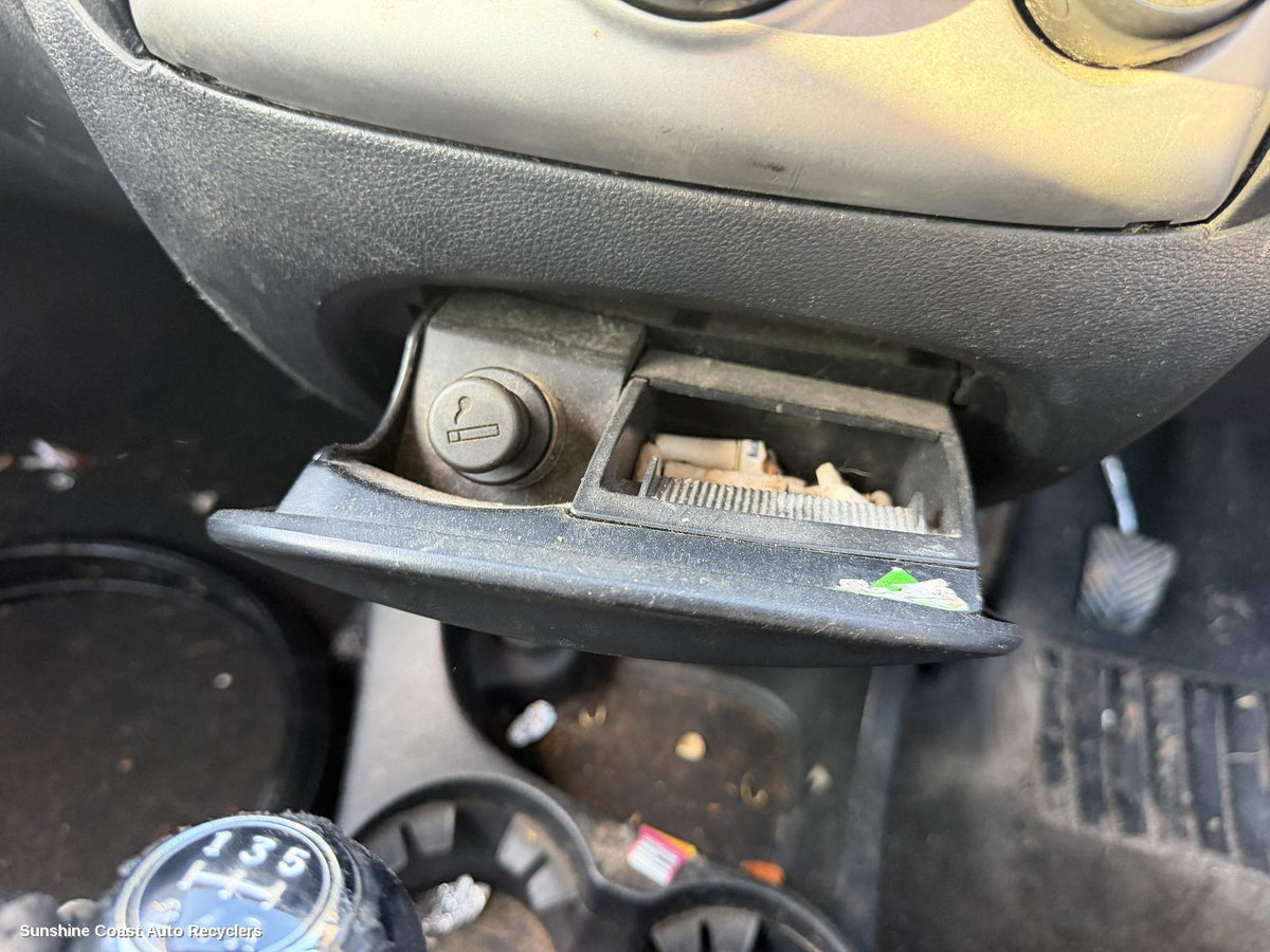 2005-2010 Kia Sportage Ashtray