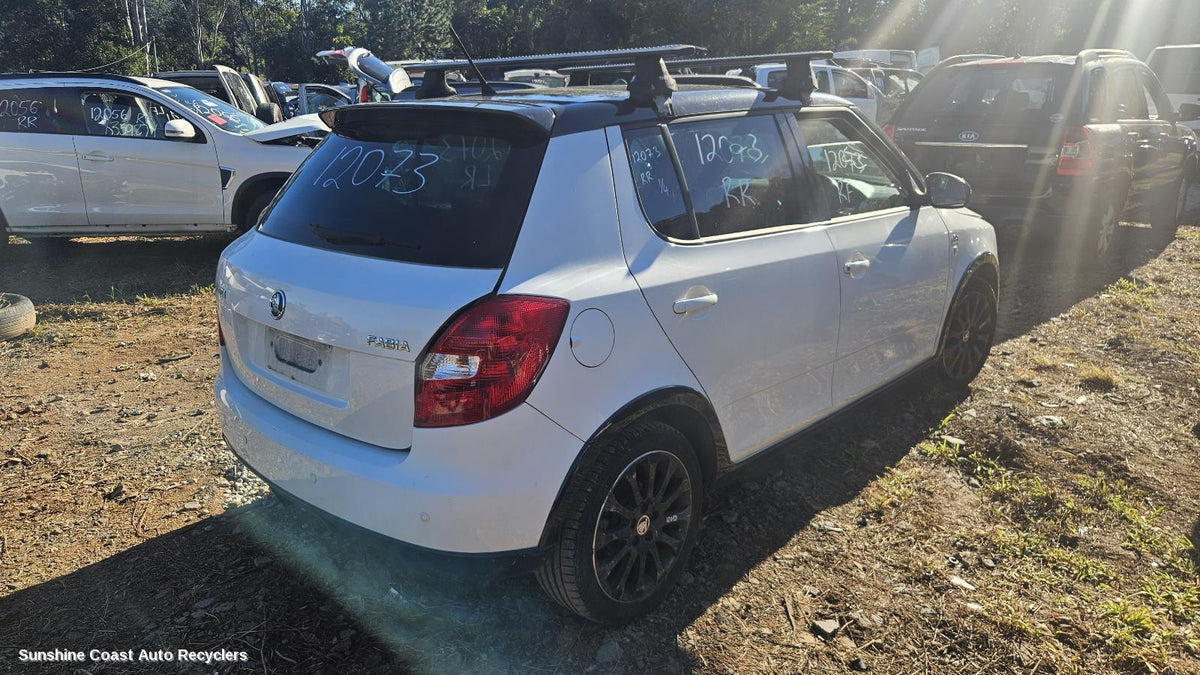 2011-2015 Skoda Fabia Right Rear Door Sliding