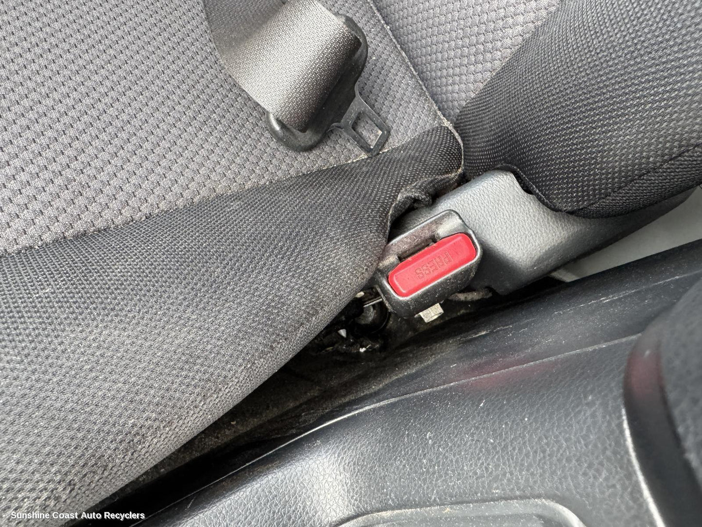 2016 Mitsubishi Triton Seatbelt Stalk