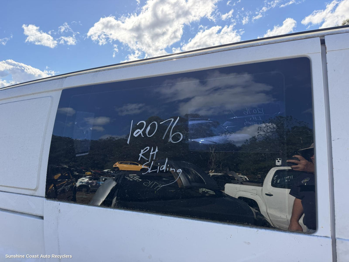 1998-2004 Mercedes Vito Right Rear Door Window