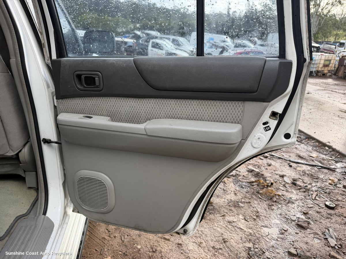 2002-2004 Nissan Patrol Door Trim