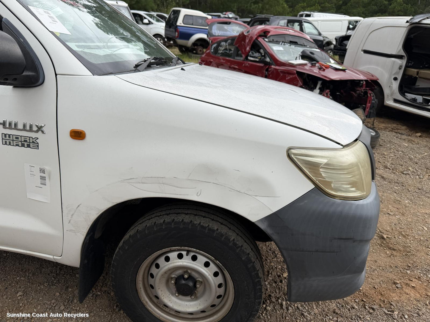 2011-2015 Toyota Hilux Right Guard
