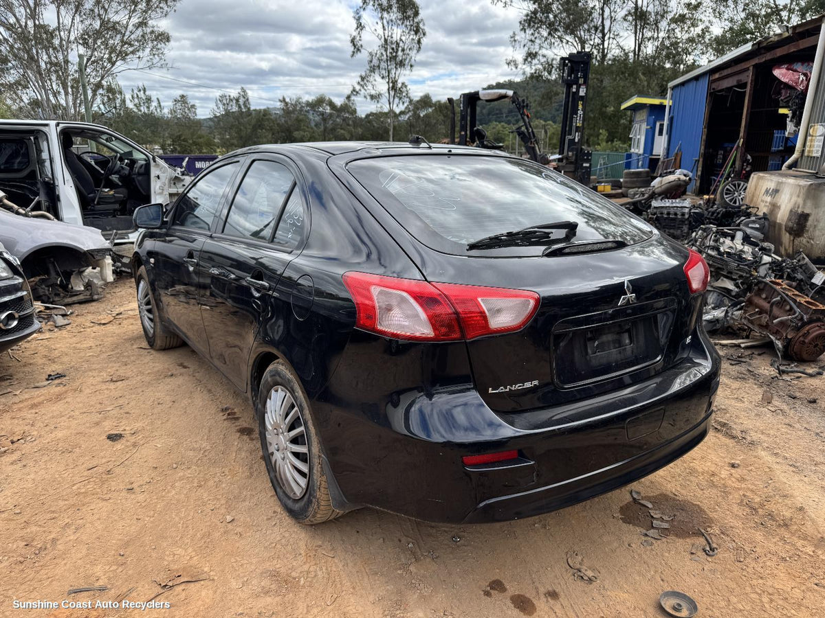 2007-2015 Mitsubishi Lancer Right Front Door
