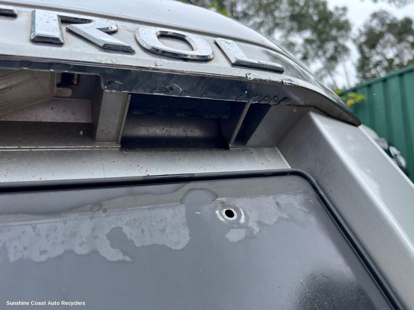 2010 Nissan Patrol Tailgate Handle