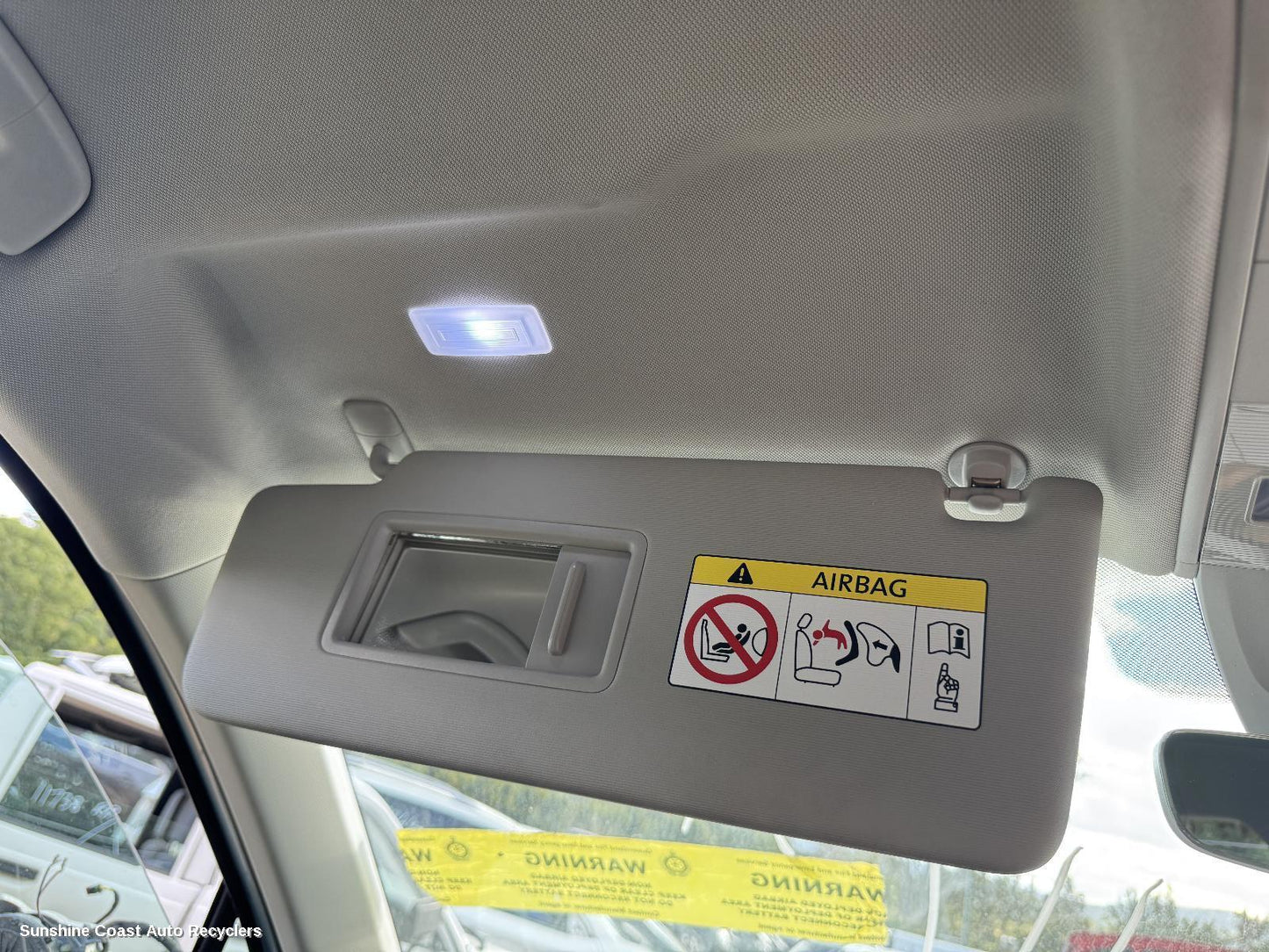 2022 Volkswagen Tiguan Sunvisor