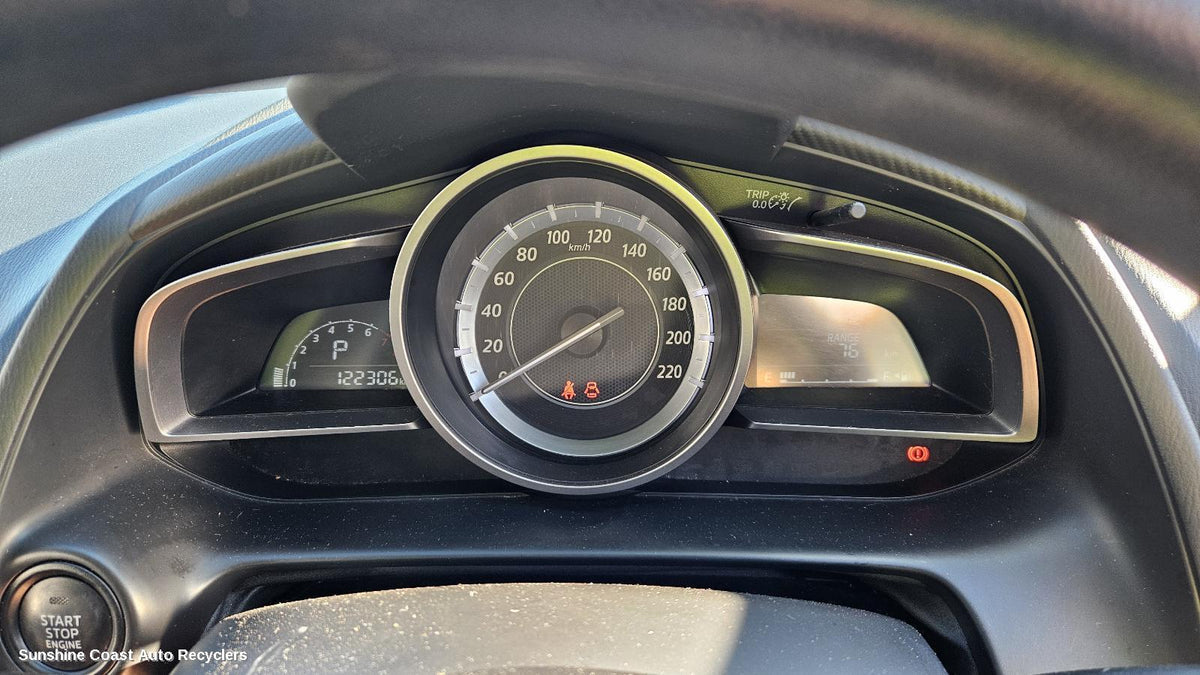 2014-2016 Mazda 2 Instrument Cluster