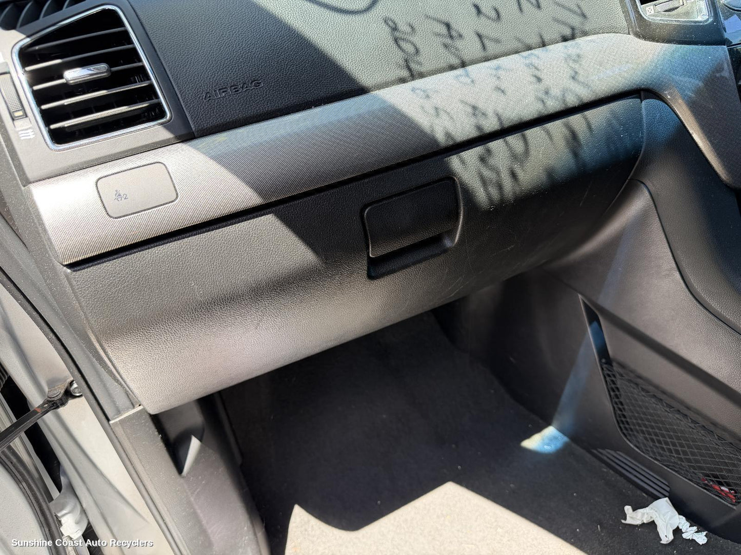 2017 Holden Captiva Glove Box