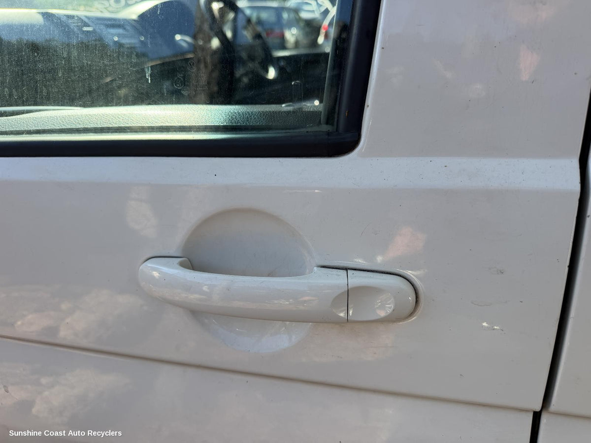 2004-2015 Volkswagen Transporter Door Handle