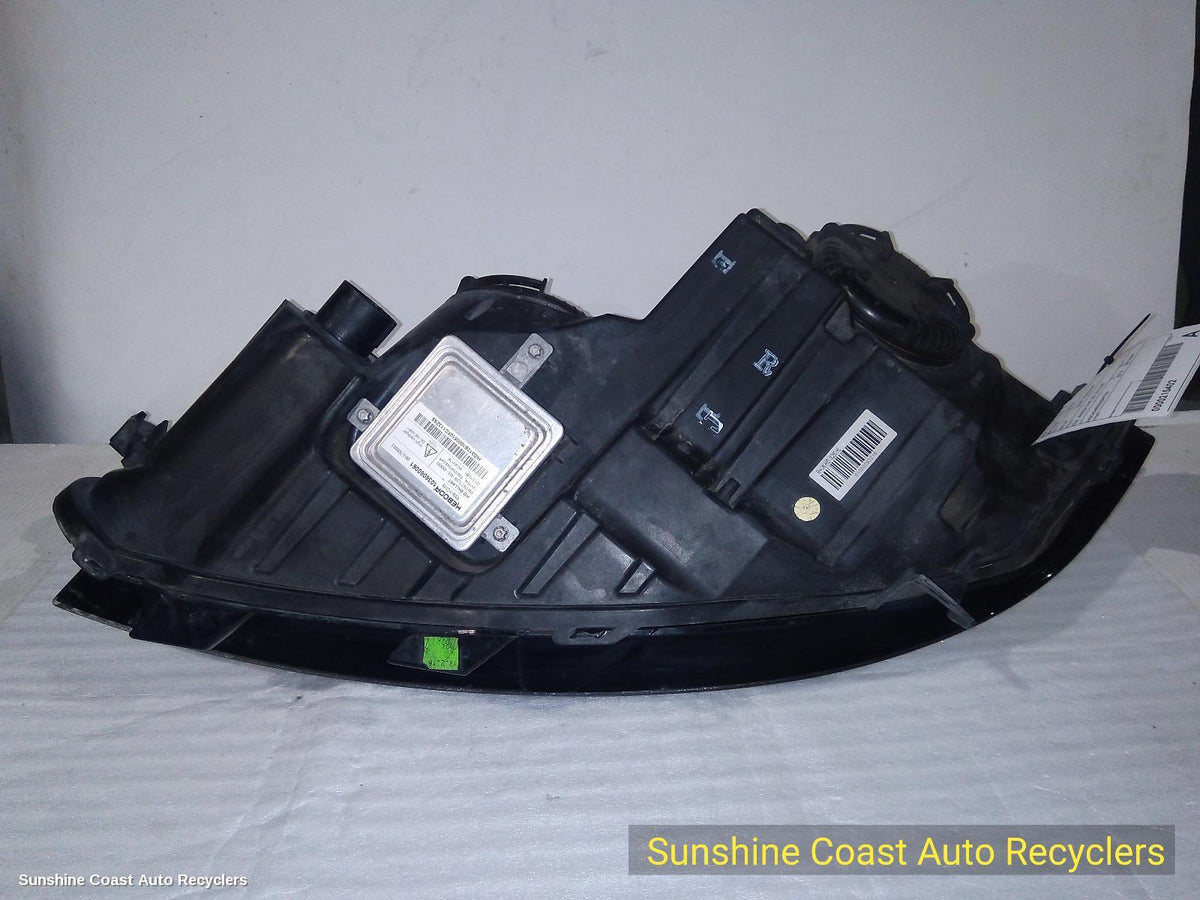 2016-2020 Jaguar F Pace Right Headlamp