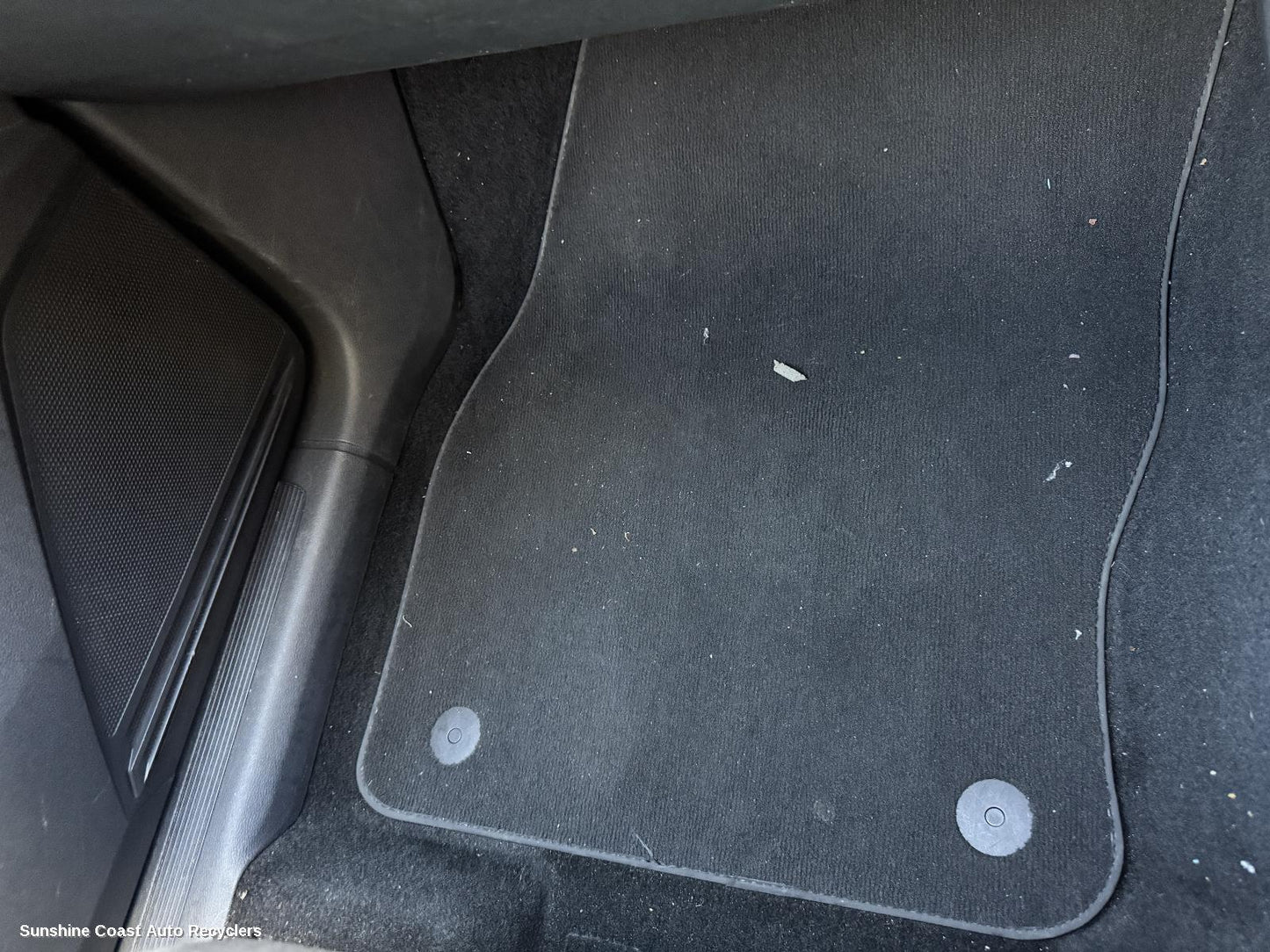 2022 Volkswagen Tiguan Floor Mats