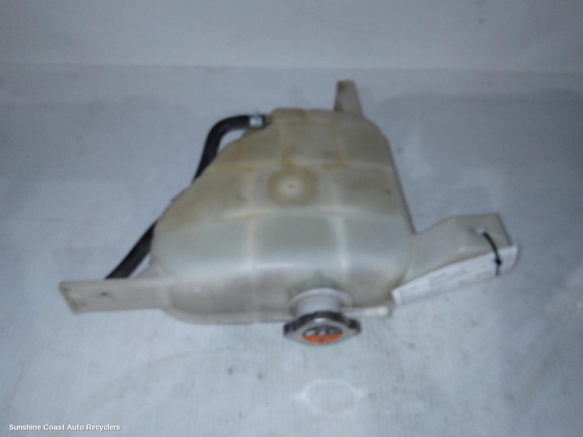 2015-2023 Nissan Navara Overflow Bottle