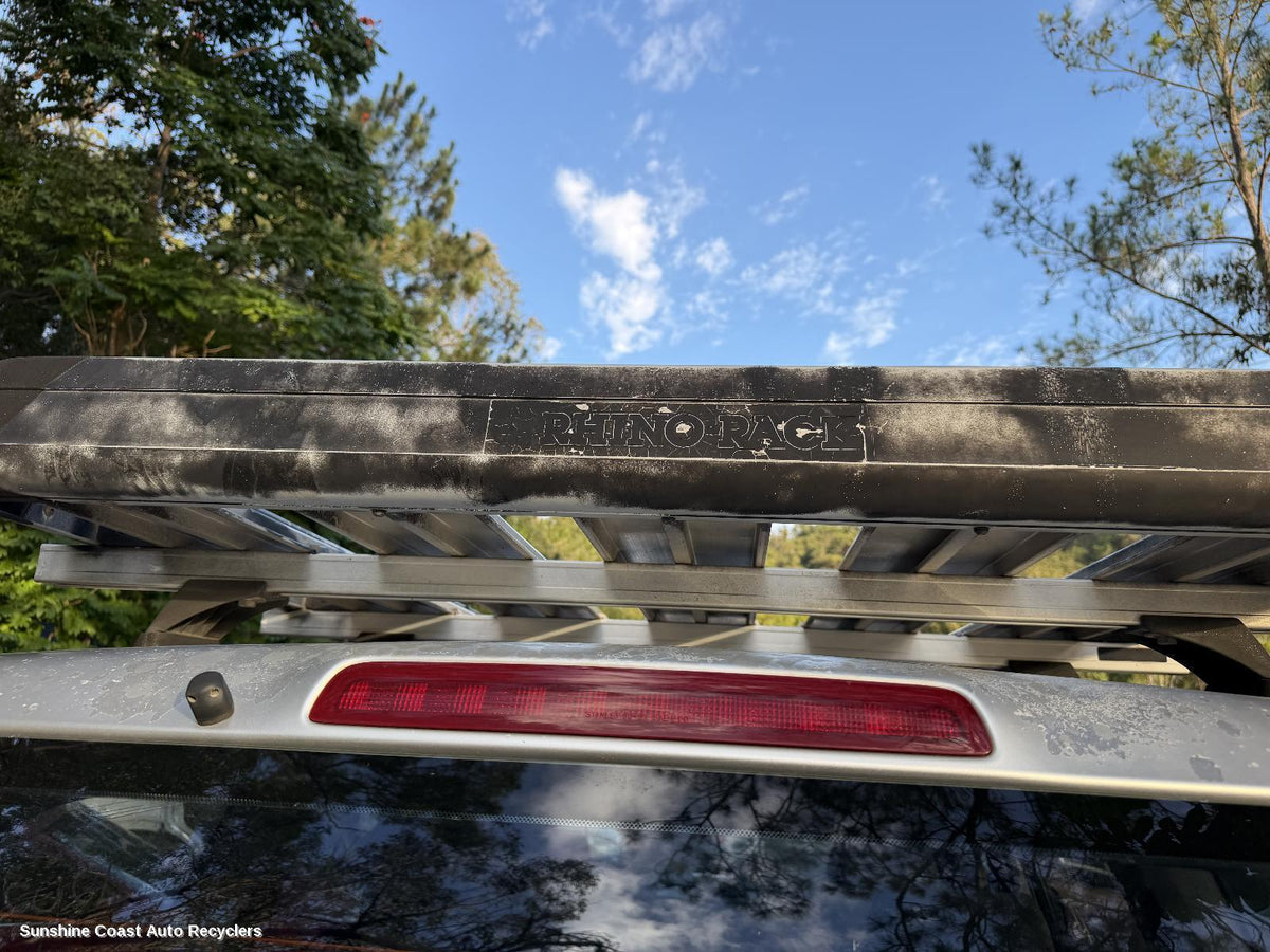 2003-2009 Toyota Prado High Level Stoplight
