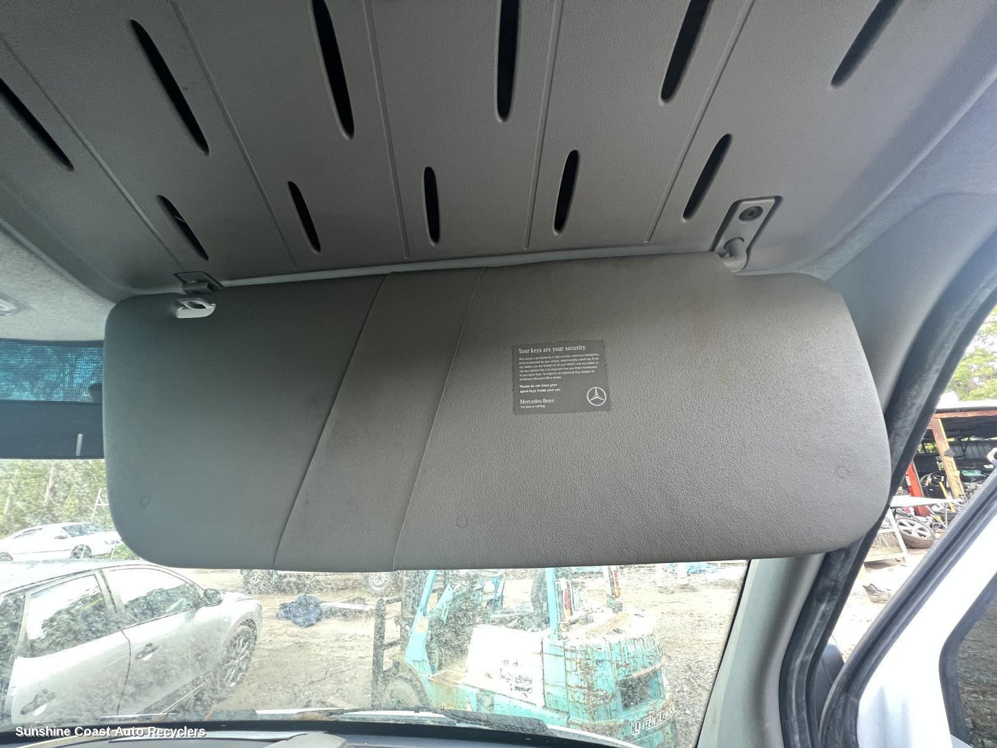 2006-2018 Mercedes Sprinter Sunvisor