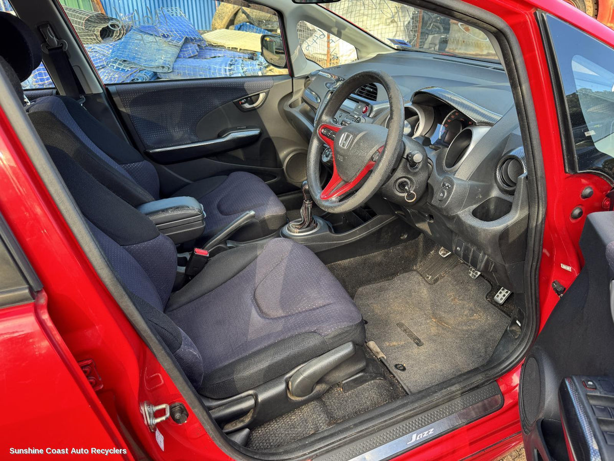 2008-2014 Honda Jazz Right Driveshaft