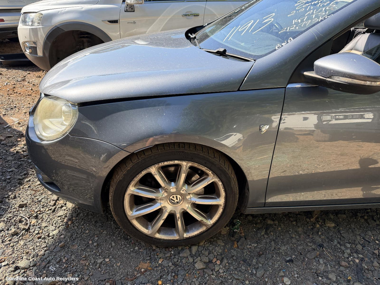 2007-2014 Volkswagen Eos Left Guard