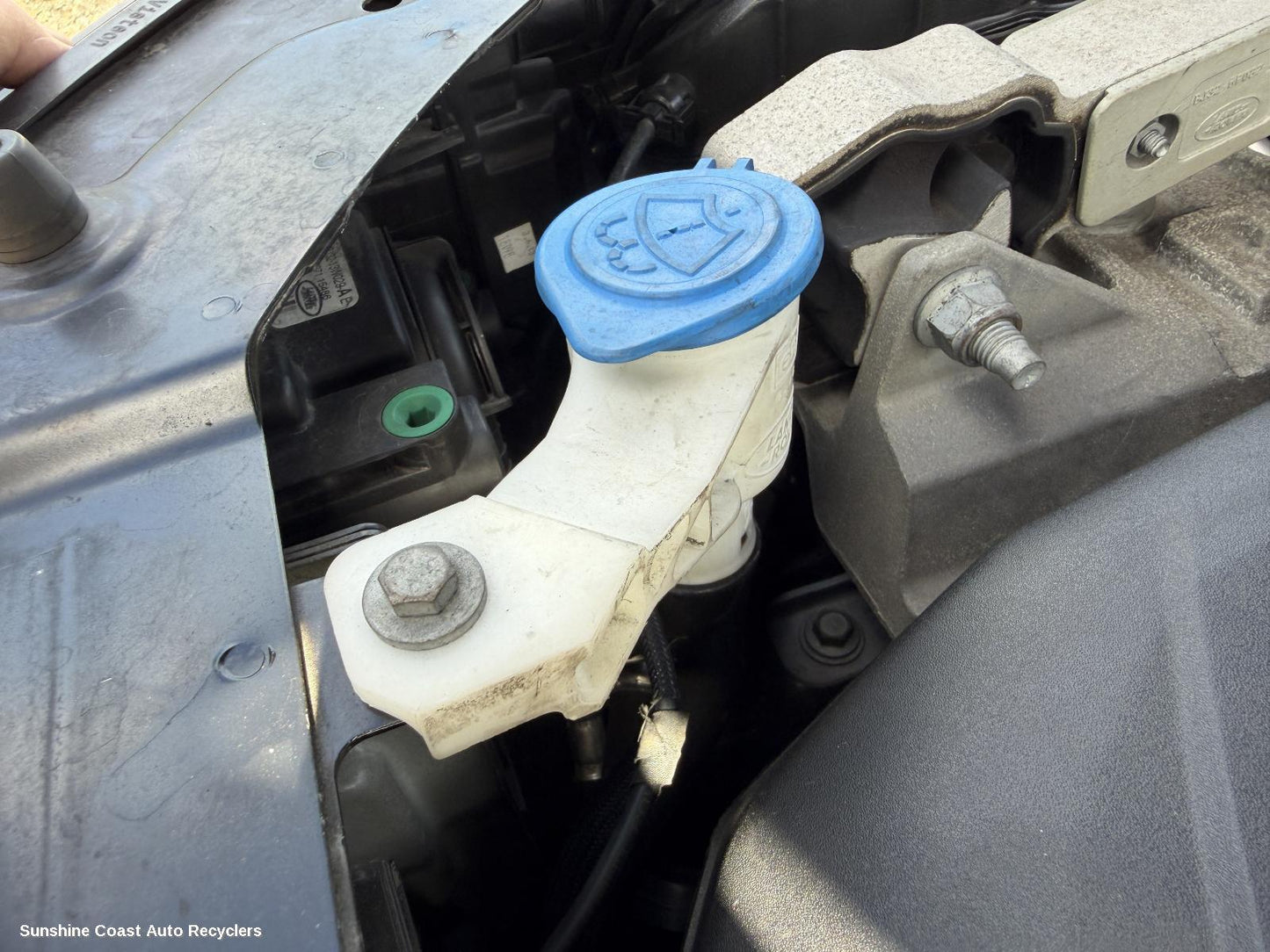 2011-2019 Land Rover Rangerover Evoque Washer Bottle