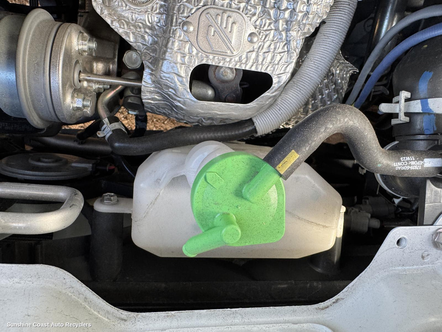 2023 Suzuki S-cross Overflow Bottle