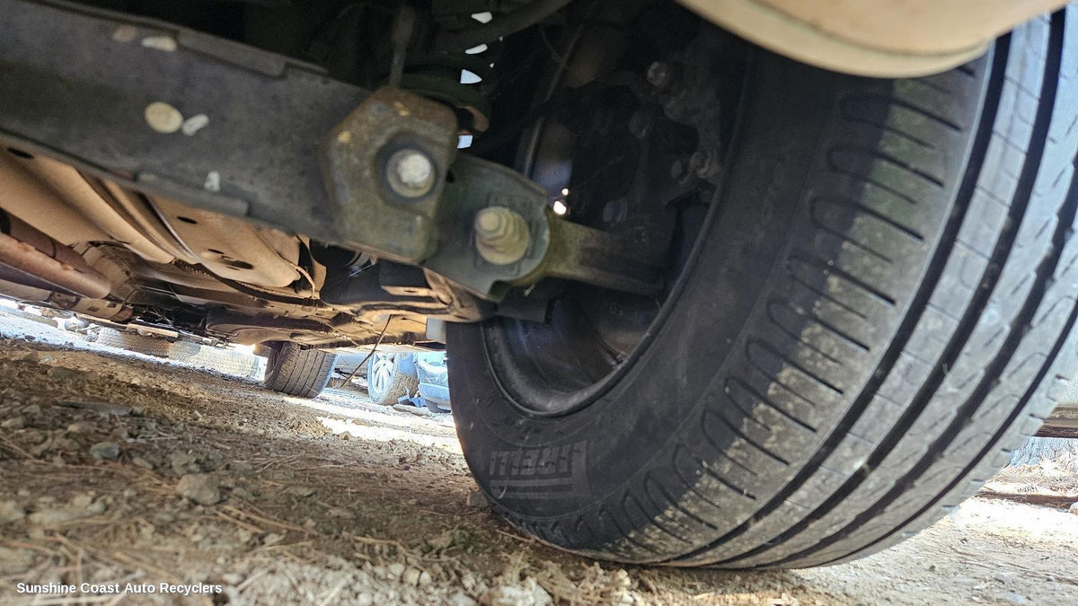 2004-2009 Honda Odyssey Right Rear Trailing Arm