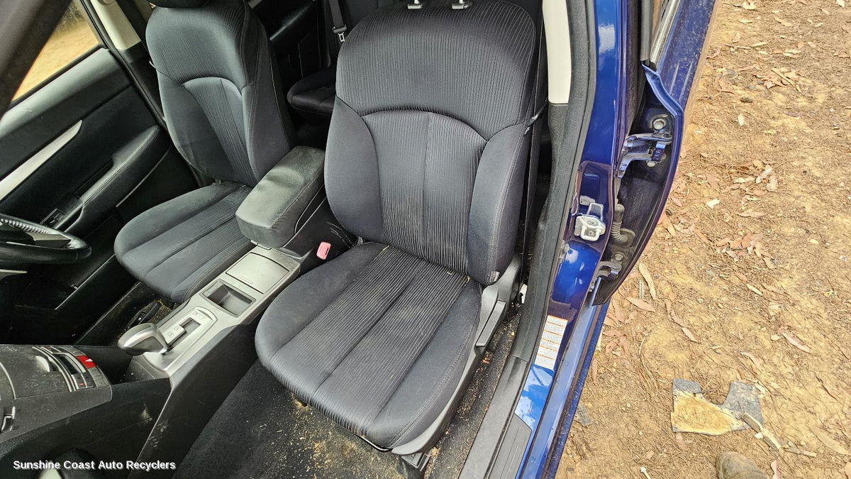 2009-2014 Subaru Liberty Front Seat