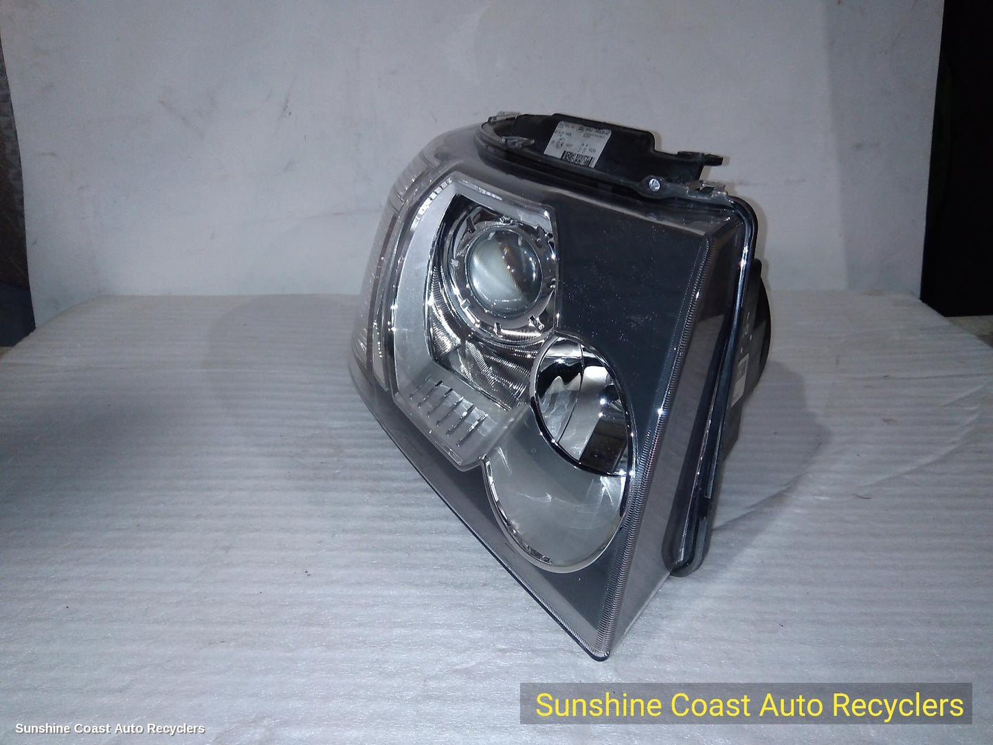 2011 Land Rover Freelander Right Headlamp