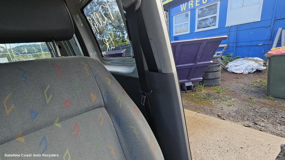 2004-2015 Volkswagen Caddy Seatbelt Stalk