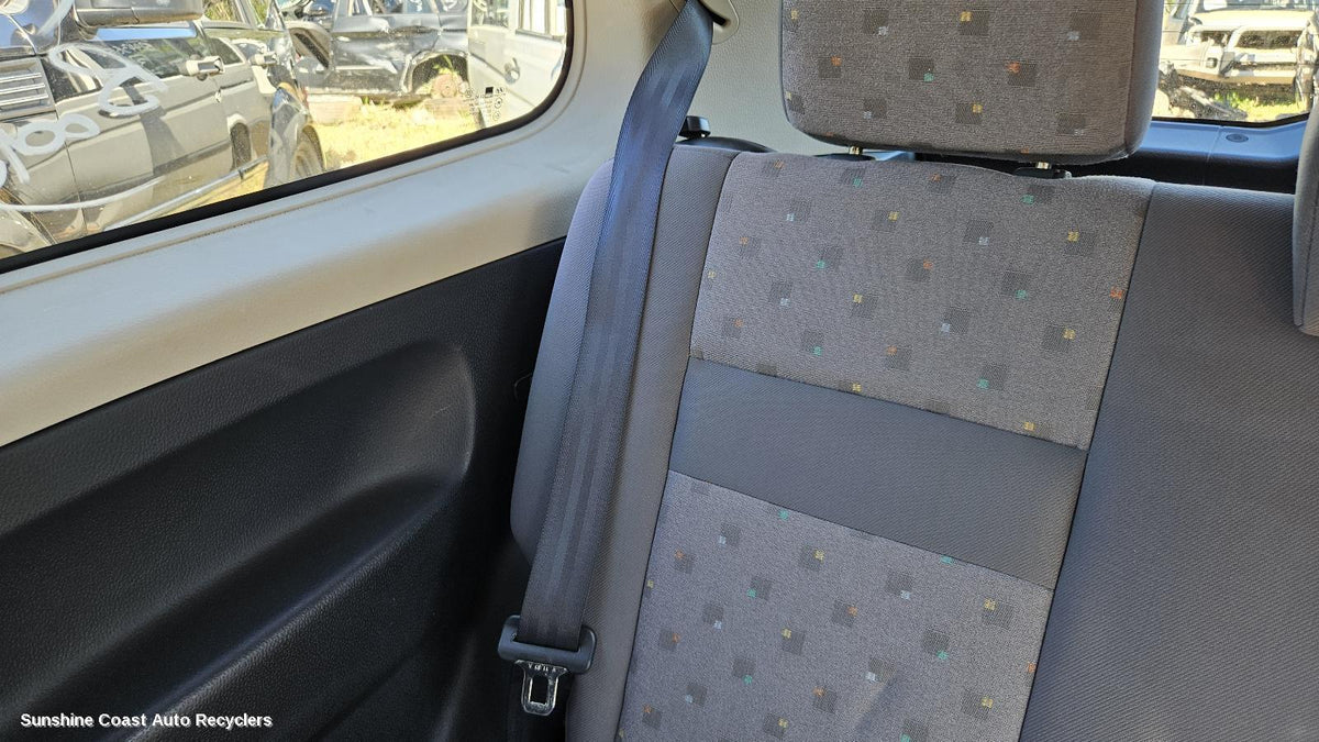 2002-2005 Hyundai Getz Seatbelt Stalk
